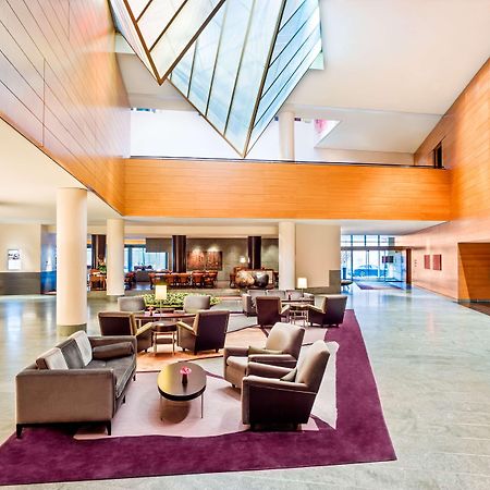Grand Hyatt Berlin Hotel Buitenkant foto Lobby
